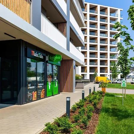 Studio With Balcony Kokoryczki By Renters Варшава