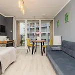Apartmán Studio With Balcony Kokoryczki By Renters Varšava
