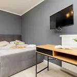 Studio With Balcony Kokoryczki By Renters