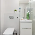 Studio With Balcony Kokoryczki By Renters Apartmán Varšava