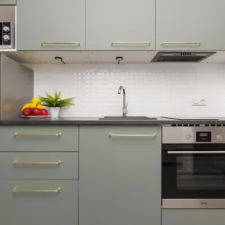 Studio With Balcony Kokoryczki By Renters Apartament