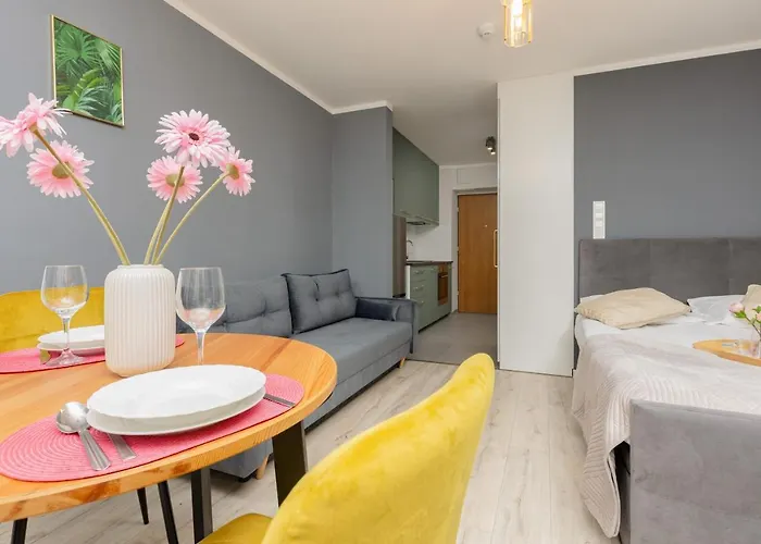 Apartamento Studio With Balcony Kokoryczki By Renters